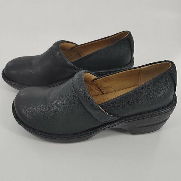 G.H. BASS & CO. Sheena Leather Closed Back Clogs - Picture 5 of 10